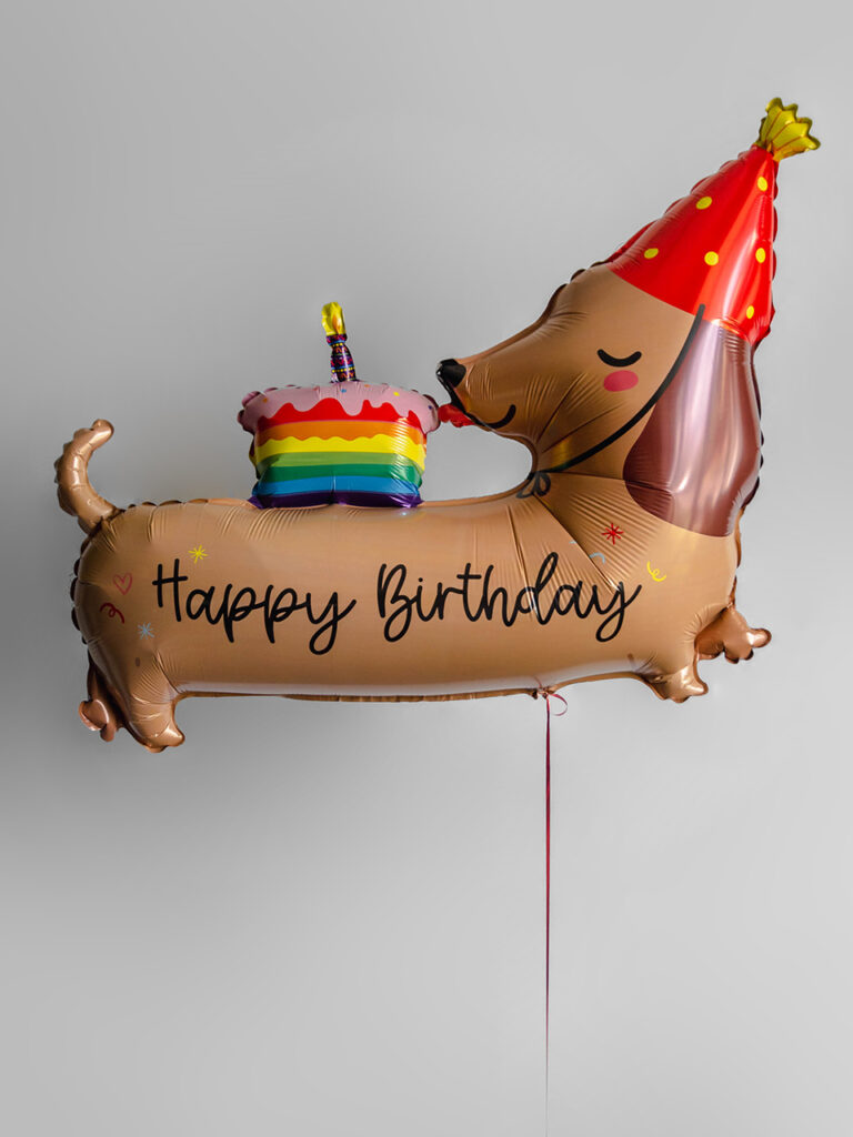 Фольгированная такса в праздничном колпаке с тортом и надписью Happy Birthday